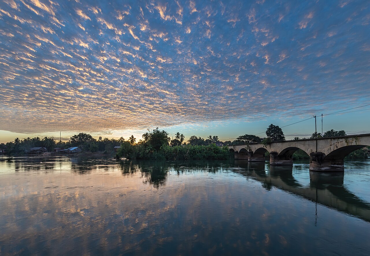 Bridge to Don Khon seen from Don Det with water re